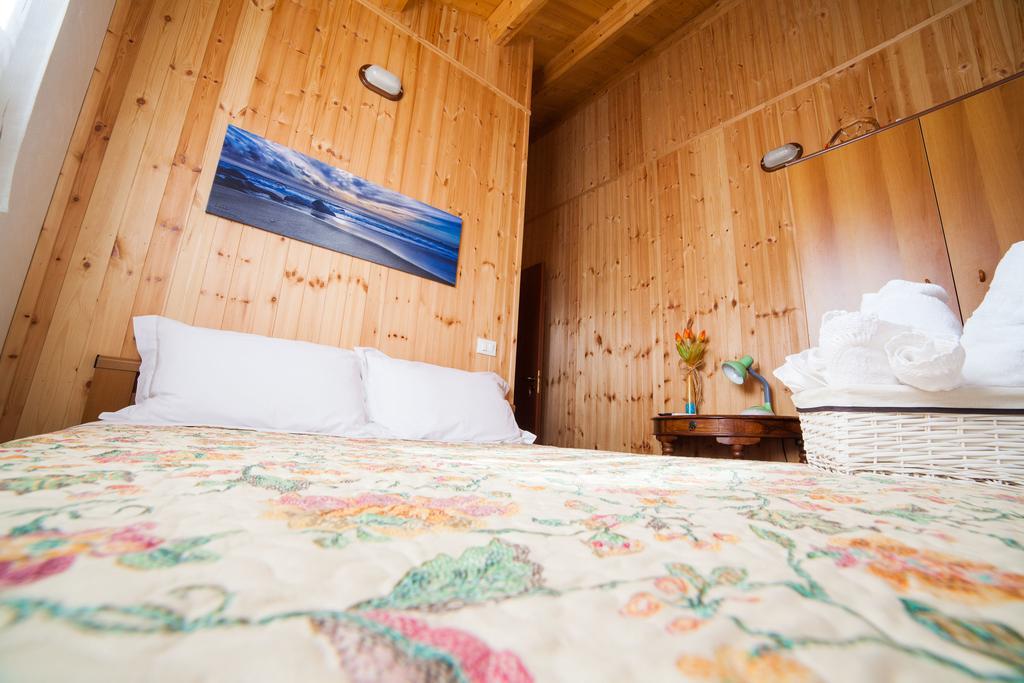 Acqua Di Mare Bed & Breakfast Locogrande Exterior foto