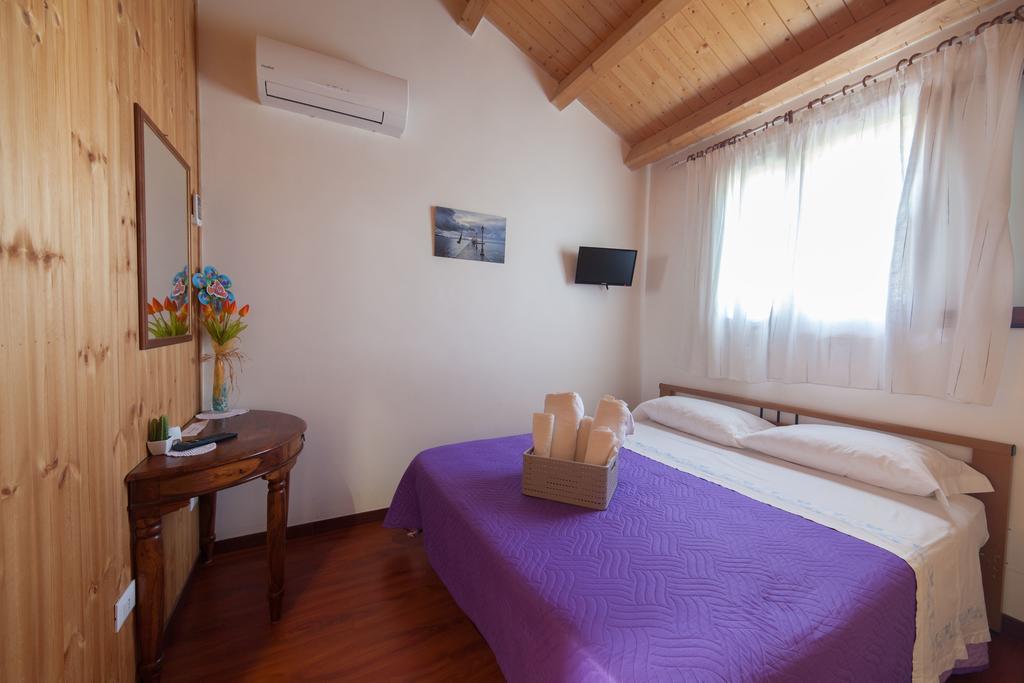 Acqua Di Mare Bed & Breakfast Locogrande Exterior foto